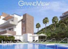 A7_Grand_View_apartments_pool.jpg