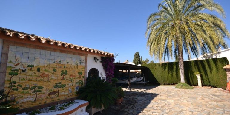 vrijstaande-villa-el-paraiso-costa-del-sol-r135014