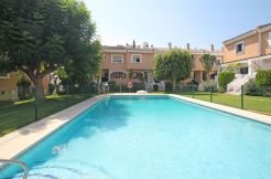 Half-Vrijstaande Huis - Nueva Andalucía, Costa del Sol