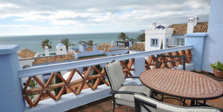 penthouse-appartement-casares-playa-costa-del-sol-r3143500