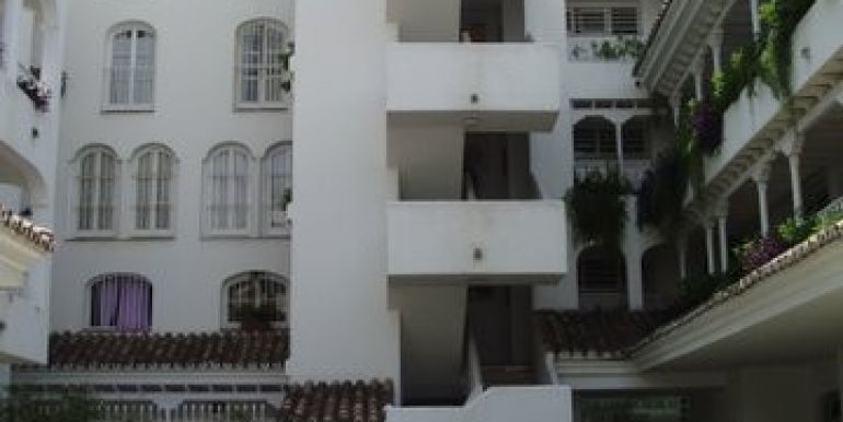 tussenverdieping-appartement-nueva-andalucaua-costa-del-sol-r3336439