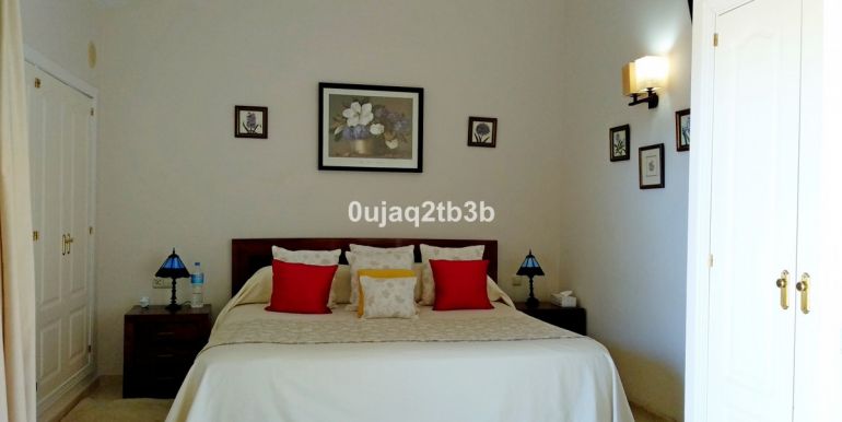 penthouse-appartement-guadalmina-alta-costa-del-sol-r3383899