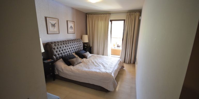 tussenverdieping-appartement-nueva-andalucaua-costa-del-sol-r3403372