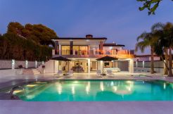 Vrijstaande Villa - Los Monteros, Costa del Sol