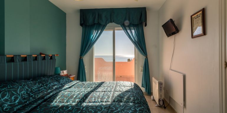 penthouse-appartement-casares-playa-costa-del-sol-r3552172