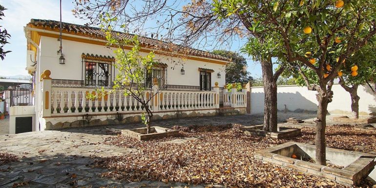 vrijstaande-villa-coaun-costa-del-sol-r3556111