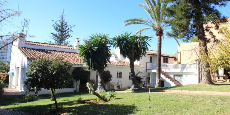 vrijstaande-villa-nueva-andalucaua-costa-del-sol-r3569122