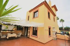 Half-Vrijstaande Huis - Casares Playa, Costa del Sol