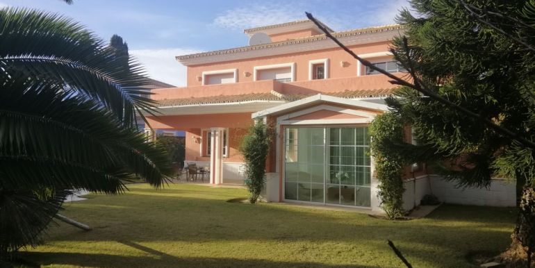 vrijstaande-villa-estepona-costa-del-sol-r3627080