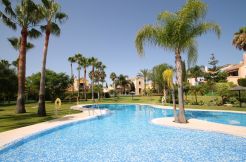 Half-Vrijstaande Huis - San Pedro de Alcántara, Costa del Sol