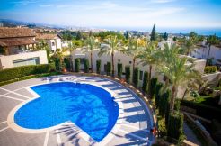 Tussenverdieping Appartement - Sierra Blanca, Costa del Sol