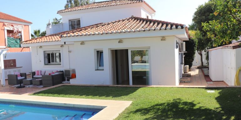 vrijstaande-villa-nueva-andalucaua-costa-del-sol-r3752071