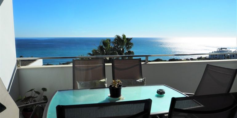 begane-grond-appartement-casares-playa-costa-del-sol-r3760771
