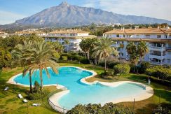 Tussenverdieping Appartement - Atalaya, Costa del Sol