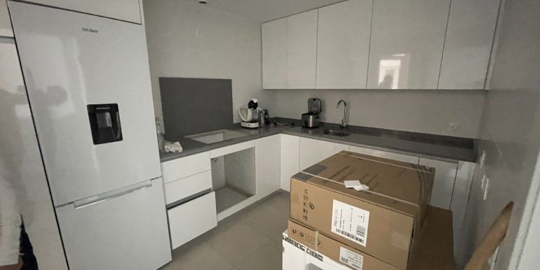 tussenverdieping-appartement-nueva-andalucaua-costa-del-sol-r3840427