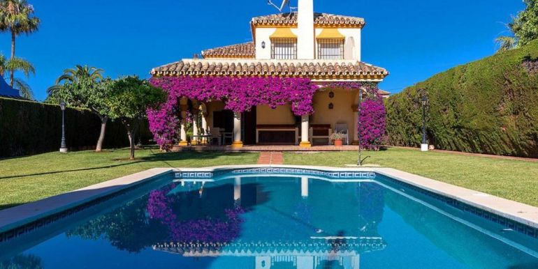 vrijstaande-villa-marbella-costa-del-sol-r3949141