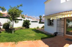 Half-Vrijstaande Villa - Atalaya, Costa del Sol