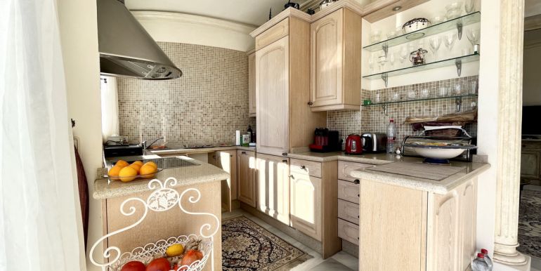 half-vrijstaande-villa-the-golden-mile-costa-del-sol-r3977137
