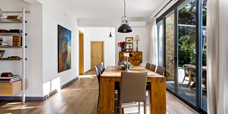 vrijstaande-villa-marbella-costa-del-sol-r4052431