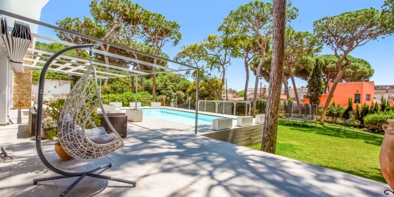 vrijstaande-villa-marbella-costa-del-sol-r4052431
