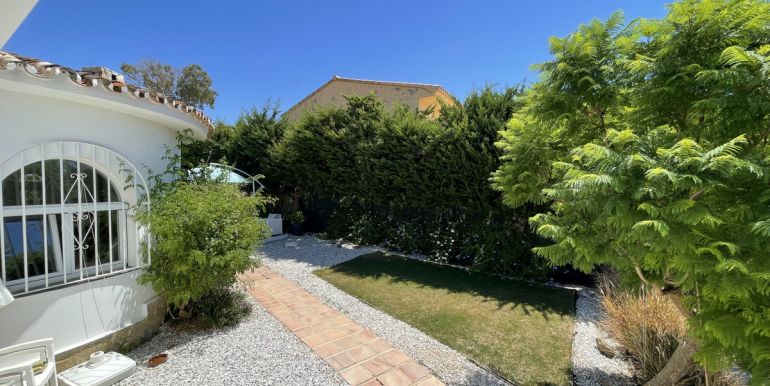 vrijstaande-villa-valle-romano-costa-del-sol-r4146235