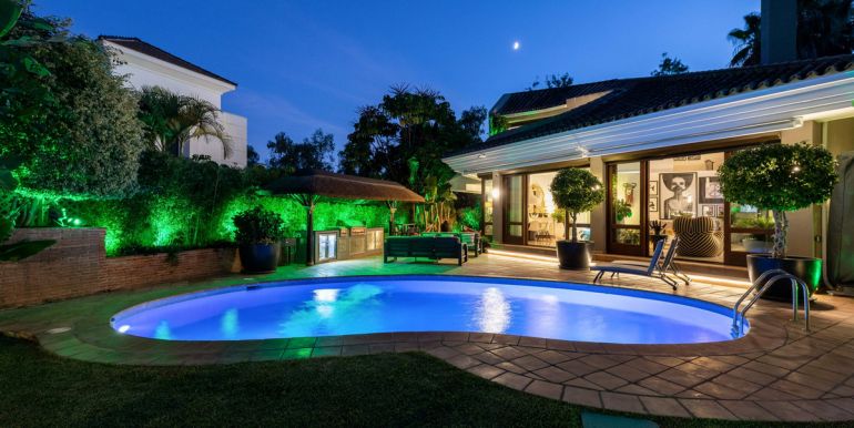 vrijstaande-villa-benahavaus-costa-del-sol-r4161844